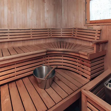 Polaris シャレー Äkäslompolo